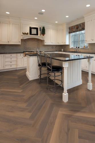 Oak-Herringbone-Light-Smoked-Oil-Baliksiriti-Parke