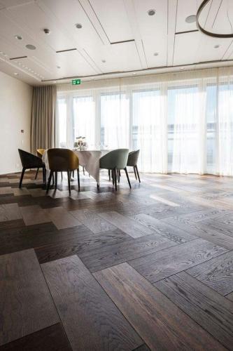 Oak-Smoked-Thermo-Herringone