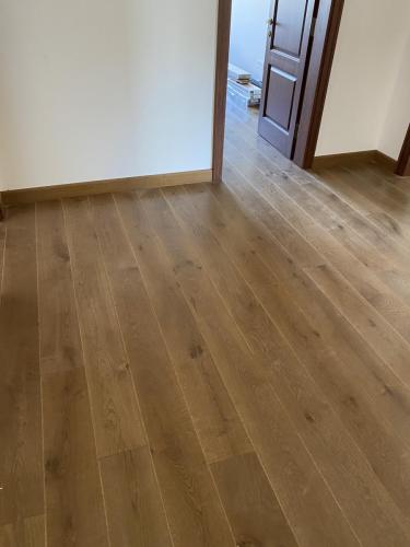 Oak-Brown-Oil-Rustic-Palnk-Derzli-Parke