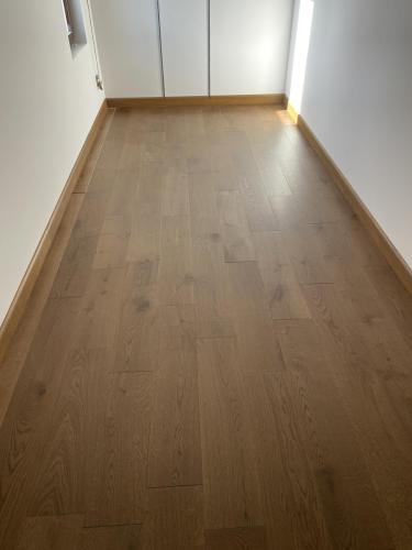 Oak-Brown-Palnk-Derzli-Parke