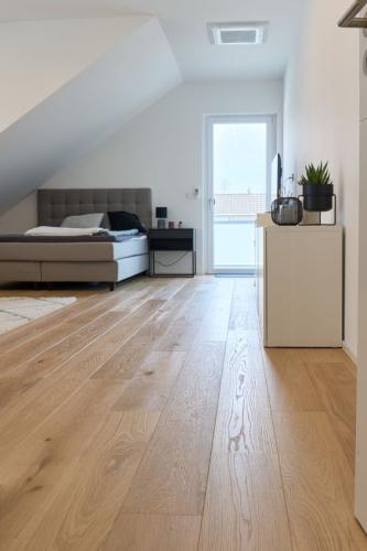 Oak-Naturel-Oil-Brushed-Plank