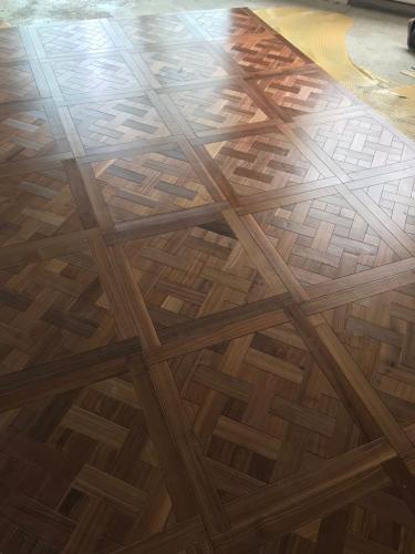 American-Walnut-Marquetry-Versallies-Matt-Lacq1